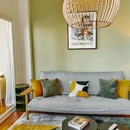Family-friendly Waterfront Loft, 3 Bedrooms, 130 M2 아파트 *