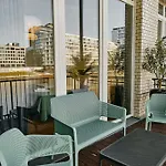 Family-friendly Waterfront Loft, 3 Bedrooms, 130 M2 *