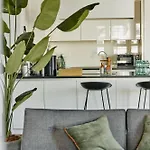 Family-friendly Waterfront Loft, 3 Bedrooms, 130 M2 * Берлин