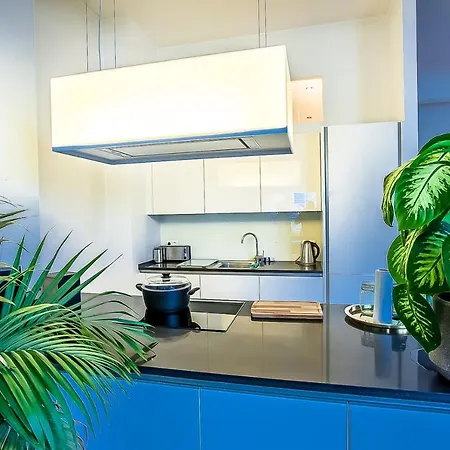 Family-friendly Waterfront Loft, 3 Bedrooms, 130 M2 Lägenhet Berlin