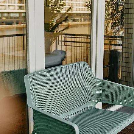Apartment Family-friendly Waterfront Loft, 3 Bedrooms, 130 M2 *