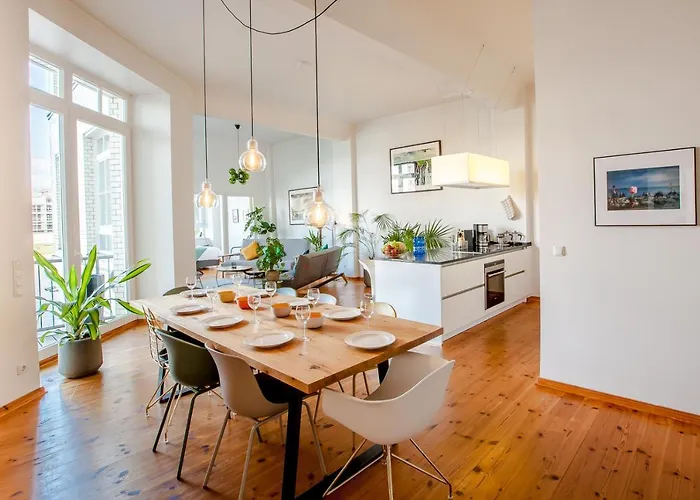 Family-friendly Waterfront Loft, 3 Bedrooms, 130 M2 Apartment