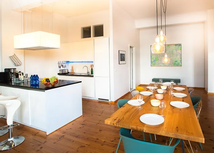 Family-friendly Waterfront Loft, 3 Bedrooms, 130 M2 Apartamento Berlín