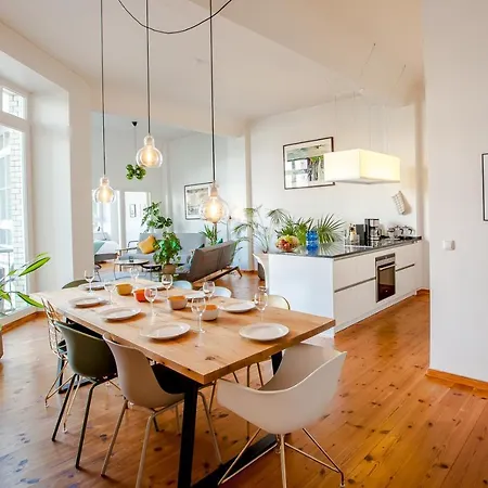 Family-friendly Waterfront Loft, 3 Bedrooms, 130 M2 Апартаменты